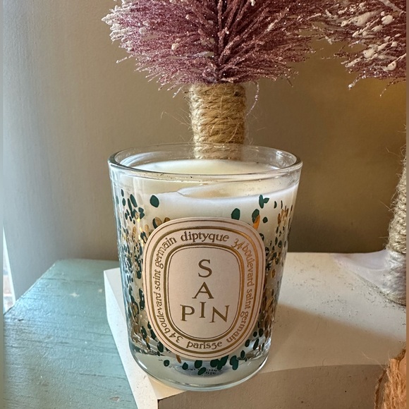 Diptyque Sapin (Pine) Candle 70g - Picture 2 of 6